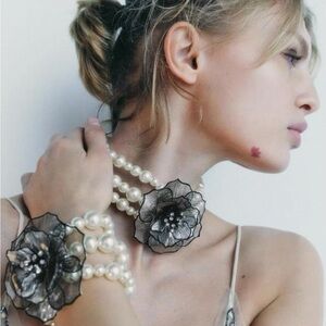 ZARA  Floral Pearl Bracelet